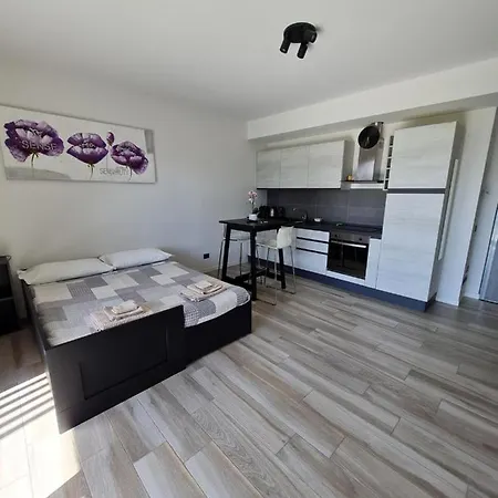 Grazioso Monolocale Milano Appartement Buitenkant foto